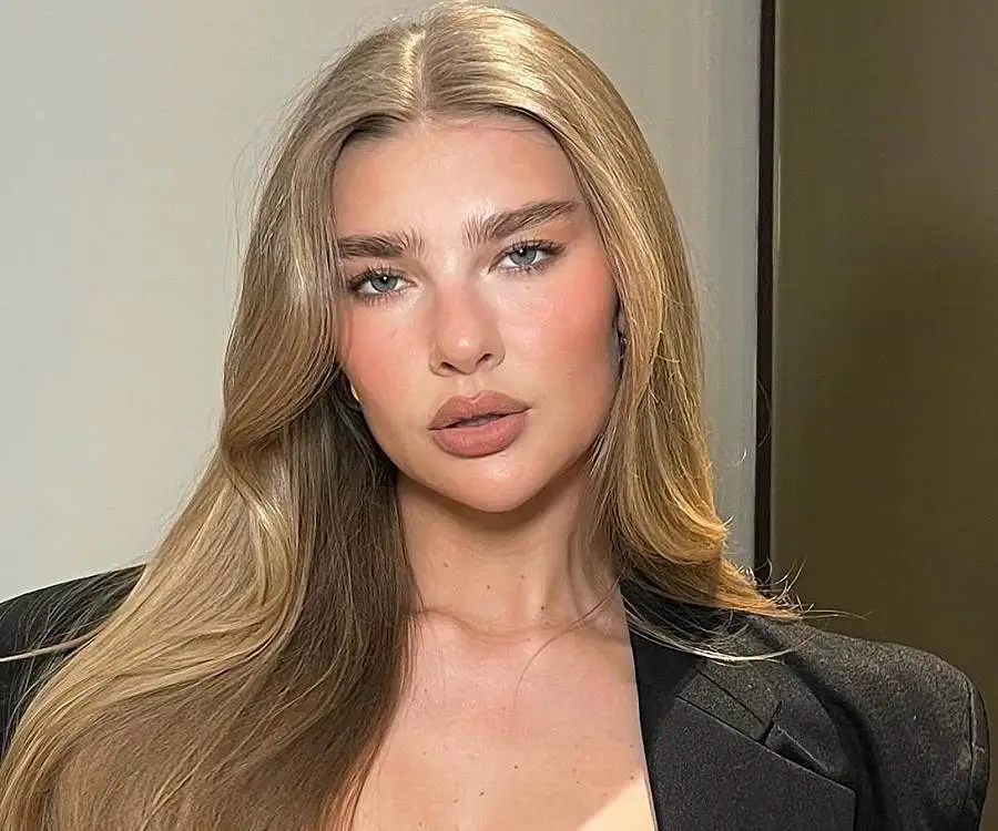 Jessica Hunt portrait